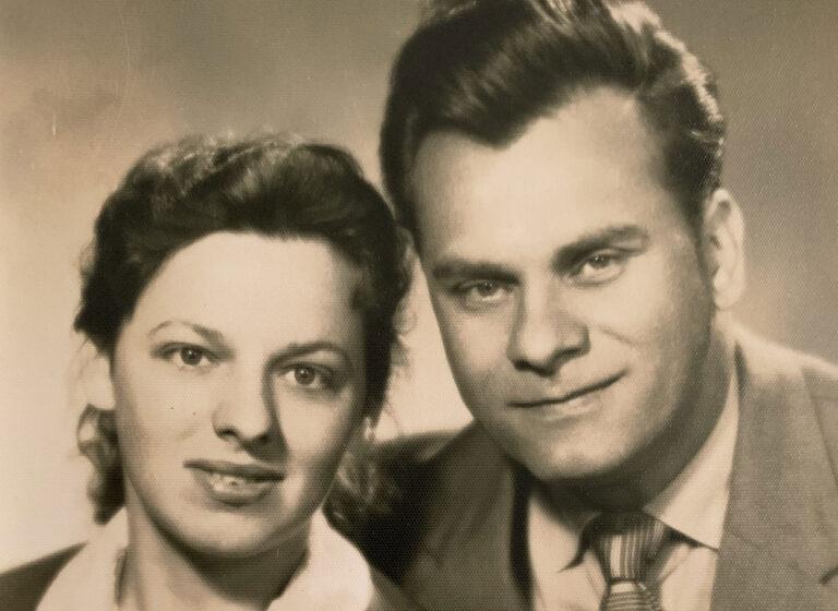 Svatební fotografie Zdeňka a Florentiny Danielových v roce 1955 (FOTO: se svolením Zdeňka Daniela)